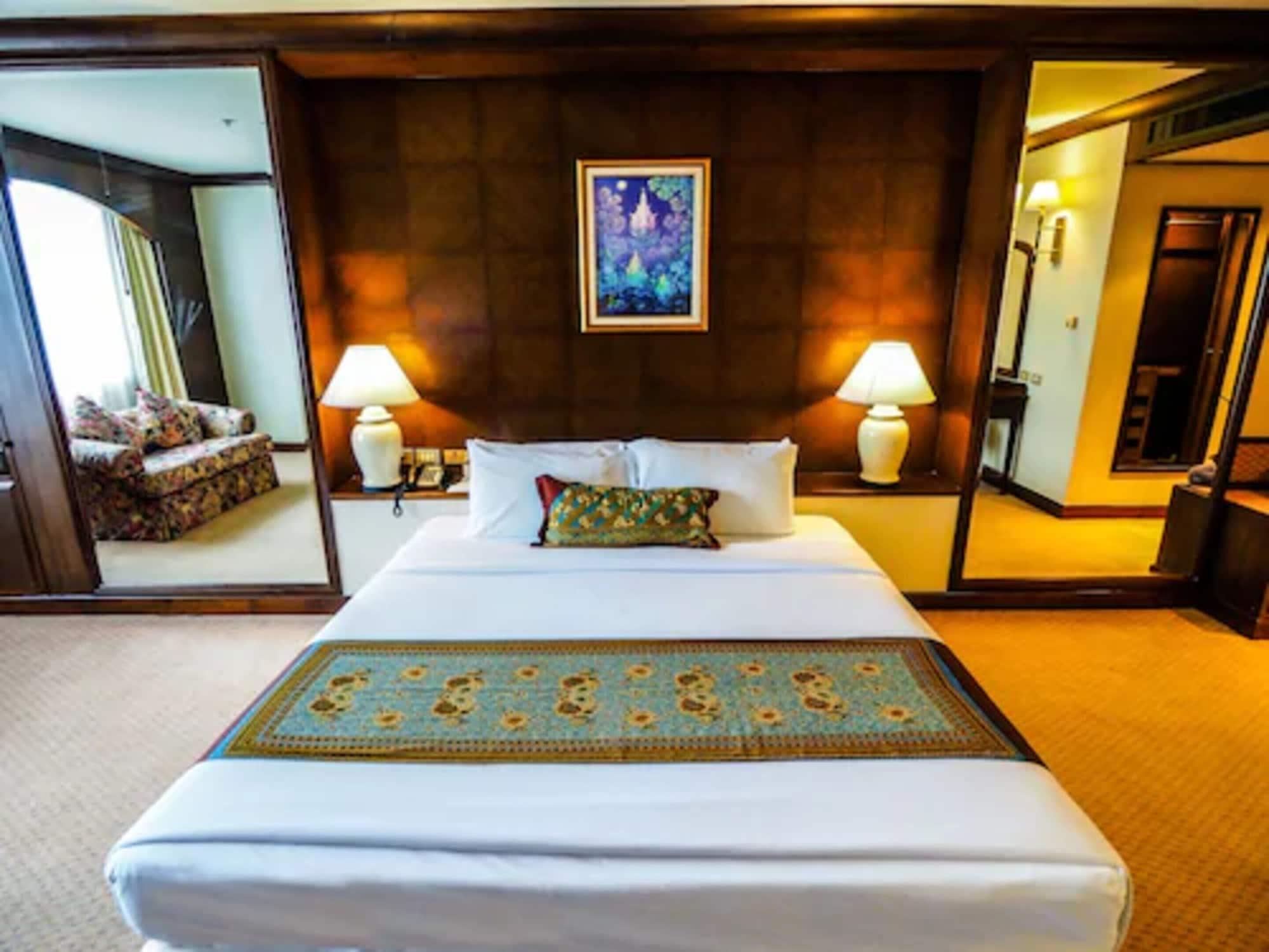 The Twin Lotus Hotel Nakhon Si Thammarat Exterior foto